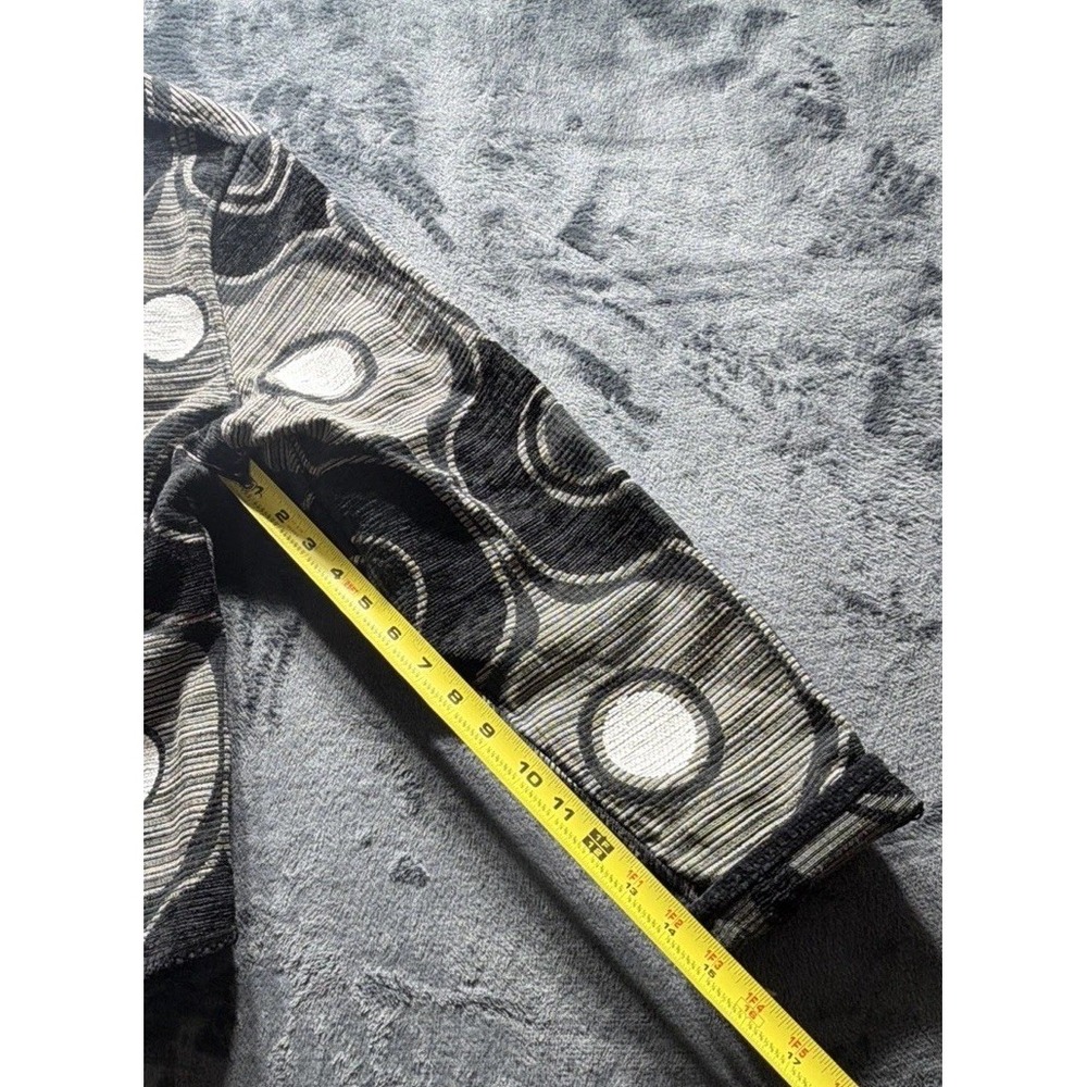 Khangura 90's Womens Tapestry Jacket Black, Gray, White Geometric Design. Sz. L - Picture 10 of 10
